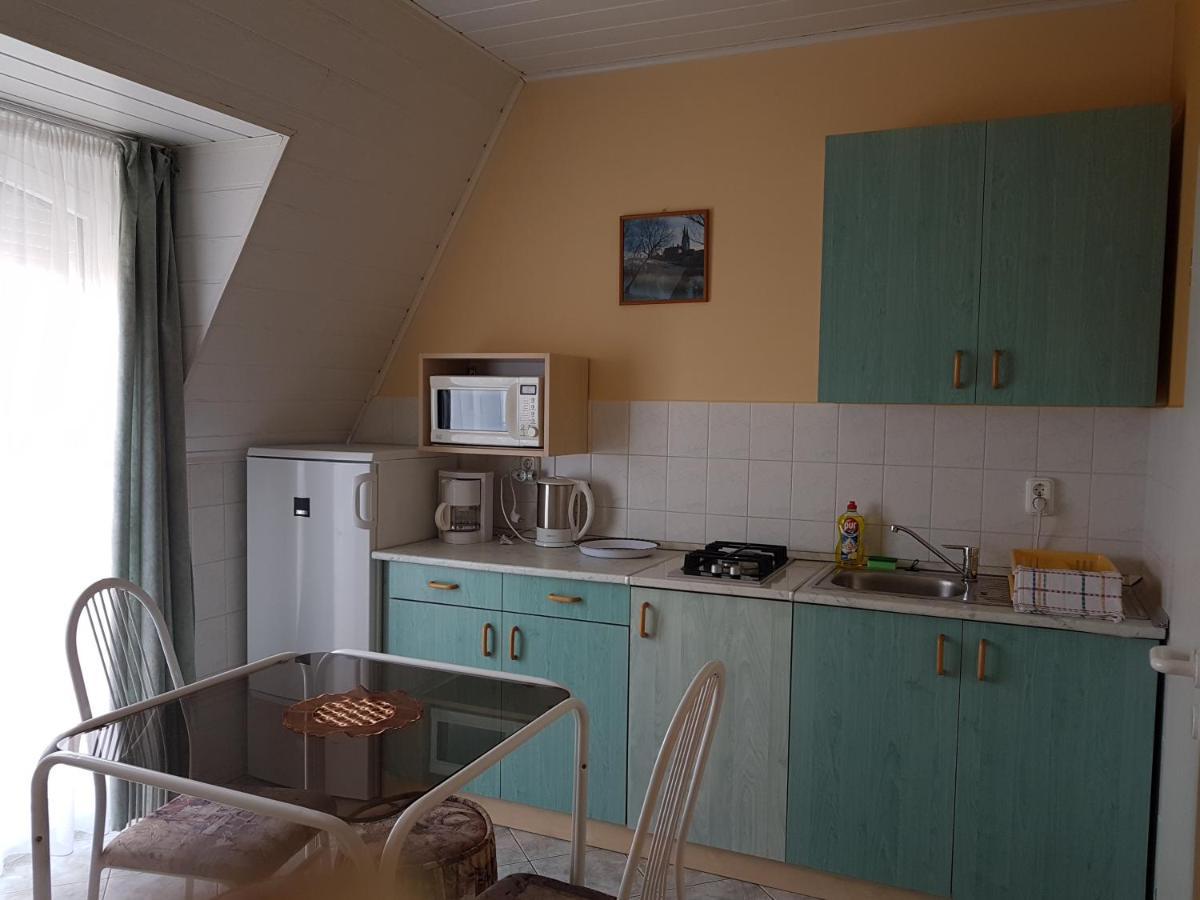 Richie Ii. Apartman Daire Siófok Dış mekan fotoğraf