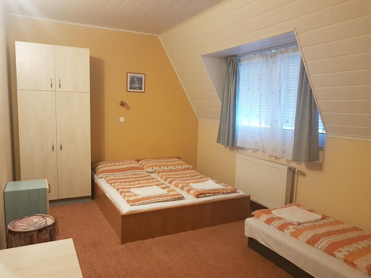 Richie Ii. Apartman Daire Siófok Dış mekan fotoğraf